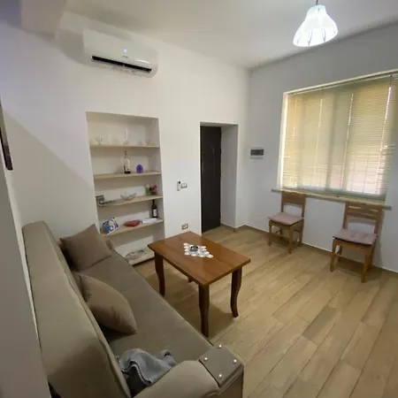Lovely In Apartment Shkoder